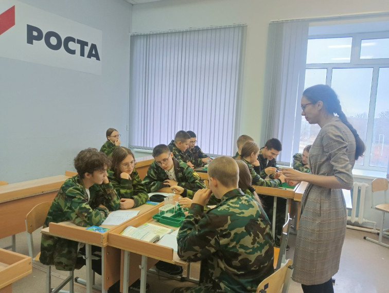 Мастер-класс по химии в образовательном центре "Точка роста".